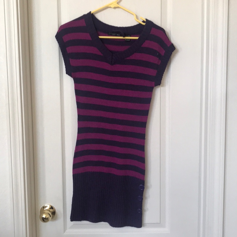Short sleeve sweater dress